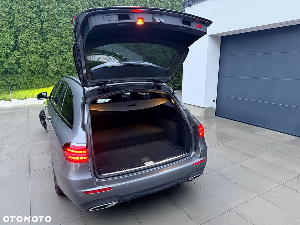 Mercedes-Benz Klasa E - 15