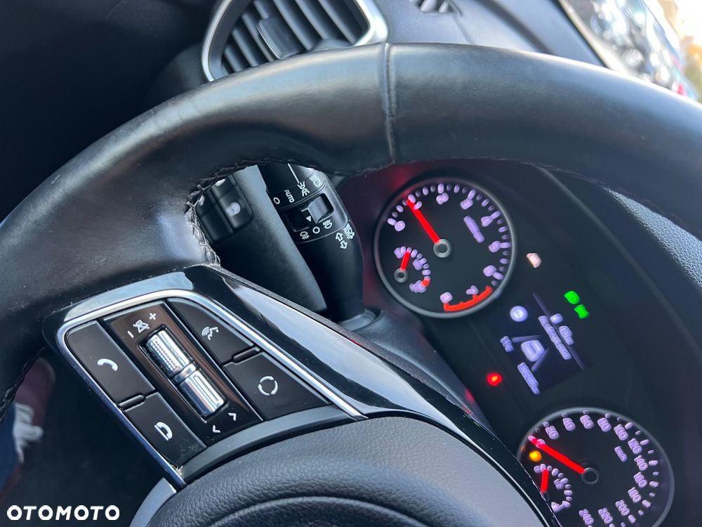 Kia Sportage 1.6 GDI 2WD Black Edition - 31