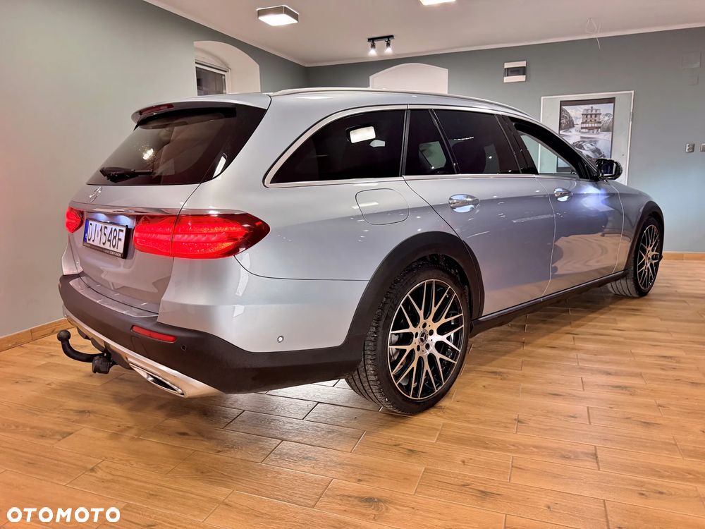Mercedes-Benz Klasa E 220 d 4-Matic All-Terrain - 12