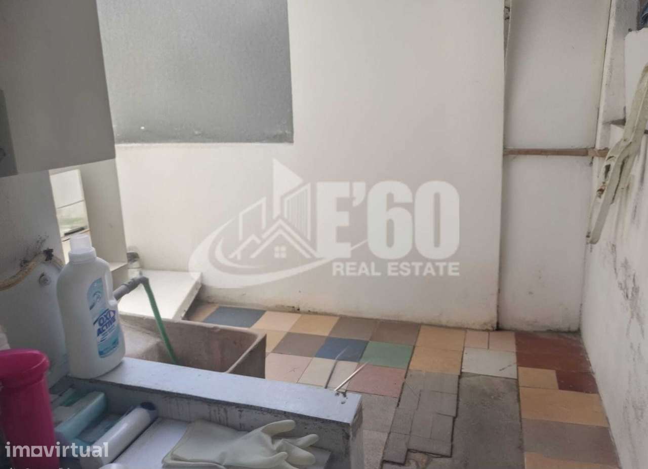 APARTAMENTO T1+1 NO CENTRO OLIVEIRA DO DOURO - Grande imagem: 5/10