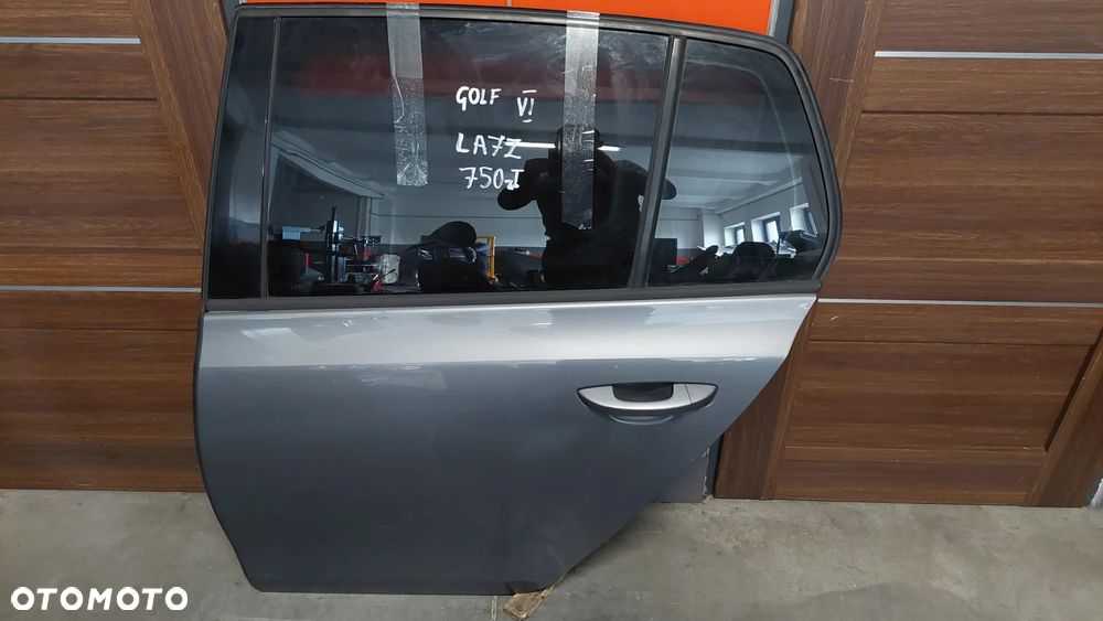 DRZWI LEWY TYŁ VW GOLF VI 5DRZWI HB R2012 KOLOR LA7T - 1