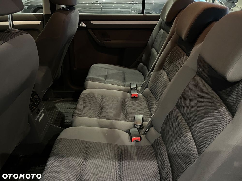 Volkswagen Touran 1.6 TDI DPF Life - 16