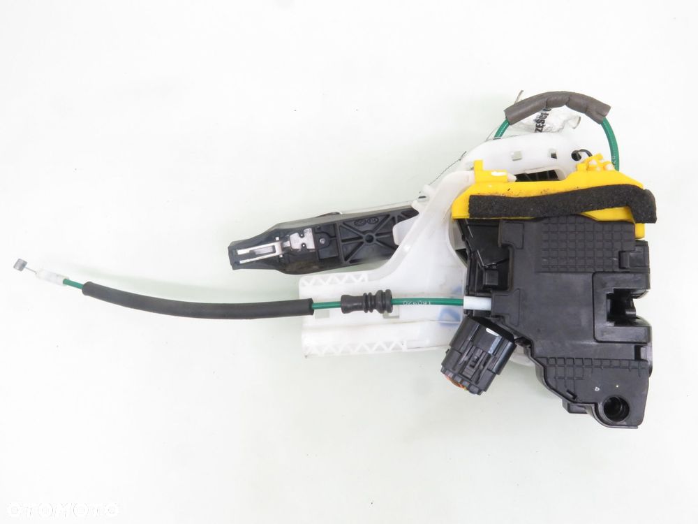 ZAMEK PRAWY PRZEDNI HYUNDAI i30 81320A6010 4 PIN - 7