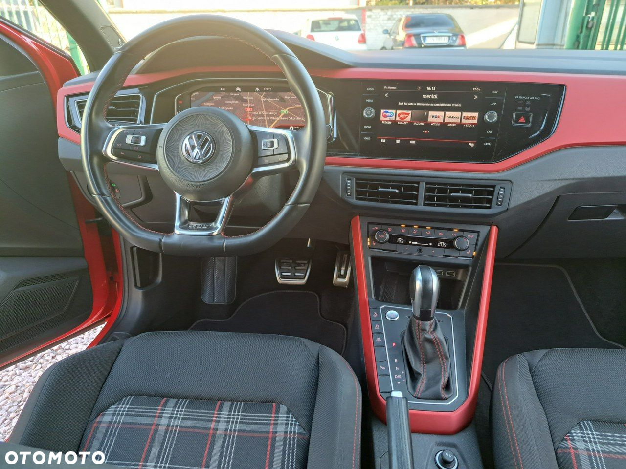 Volkswagen Polo 2.0 TSI GTI DSG - 18