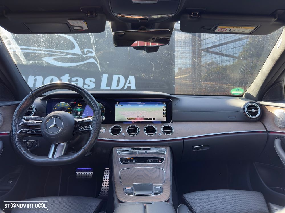 Mercedes-Benz E 300 de 4Matic 9G-TRONIC AMG Line - 9