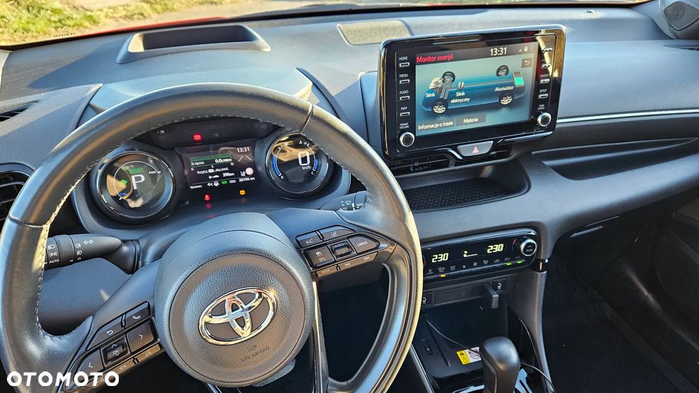 Toyota Yaris Hybrid 1.5 Premiere Edition - 26