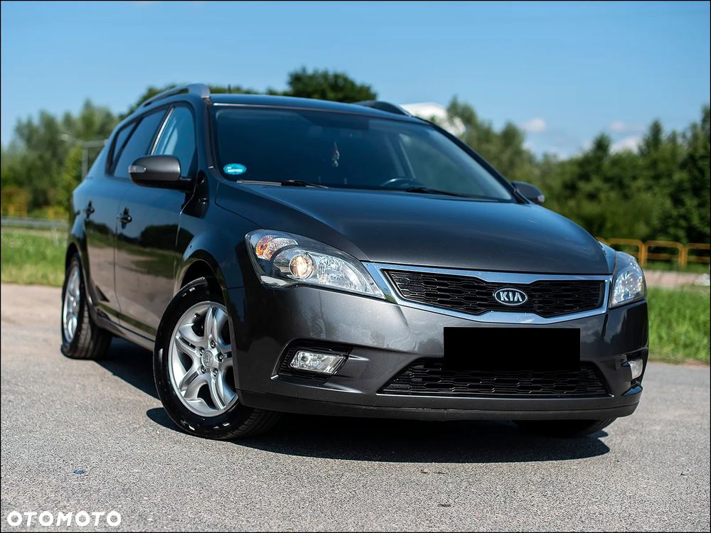 Kia Ceed - 1