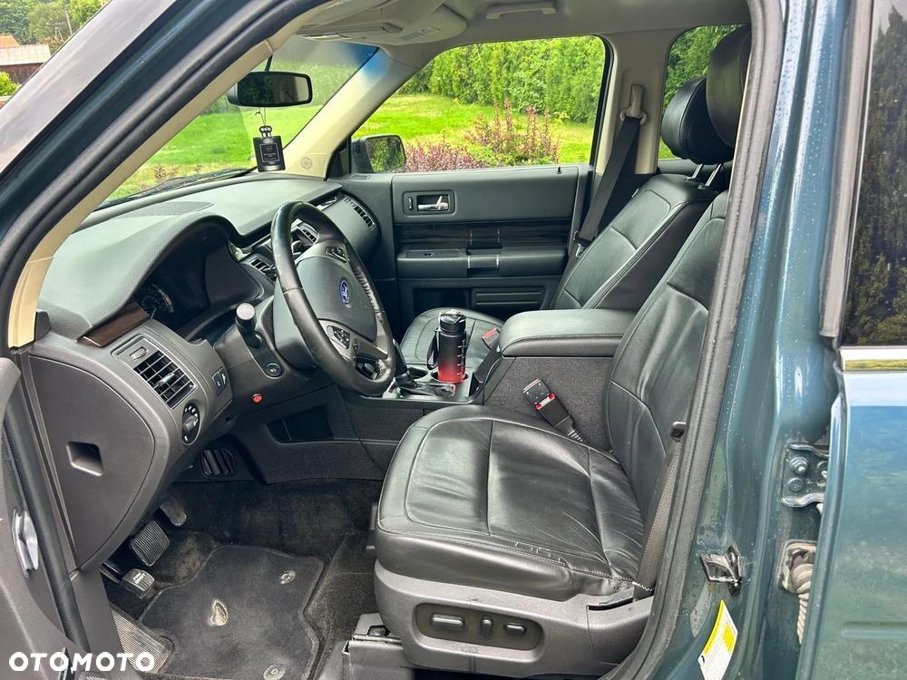 Ford Flex - 10