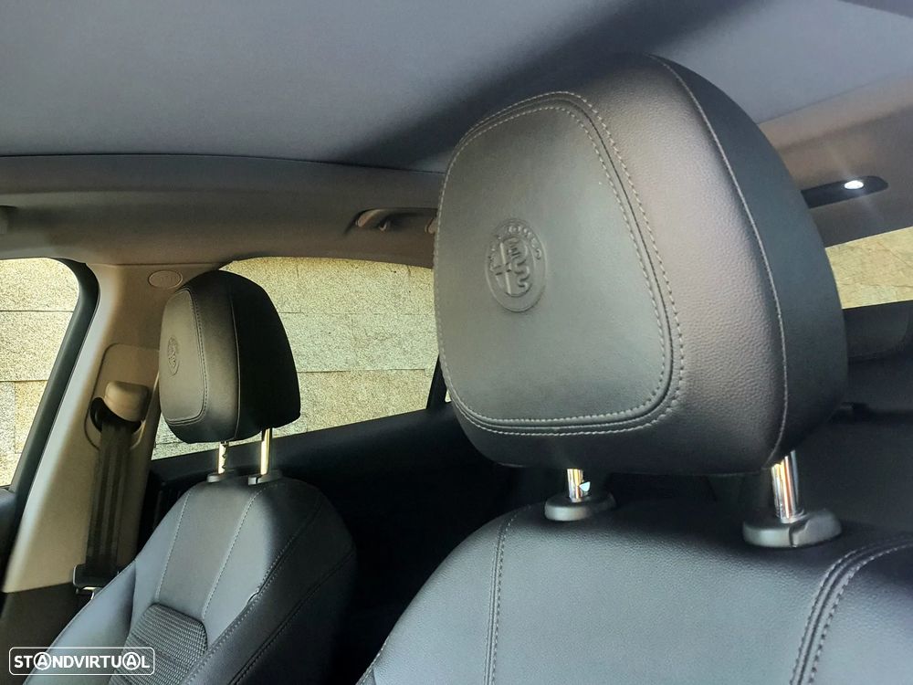 Alfa Romeo Stelvio 2.2 D B-Tech AT8 - 31