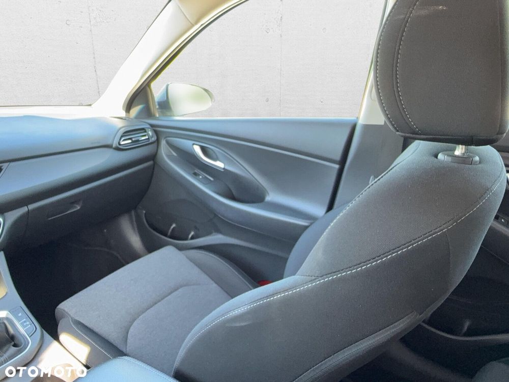 Hyundai i30 1.5 DPI Comfort - 15