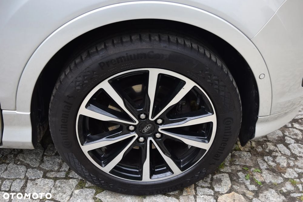 Ford Kuga 1.5 EcoBoost 2x4 ST-Line - 12