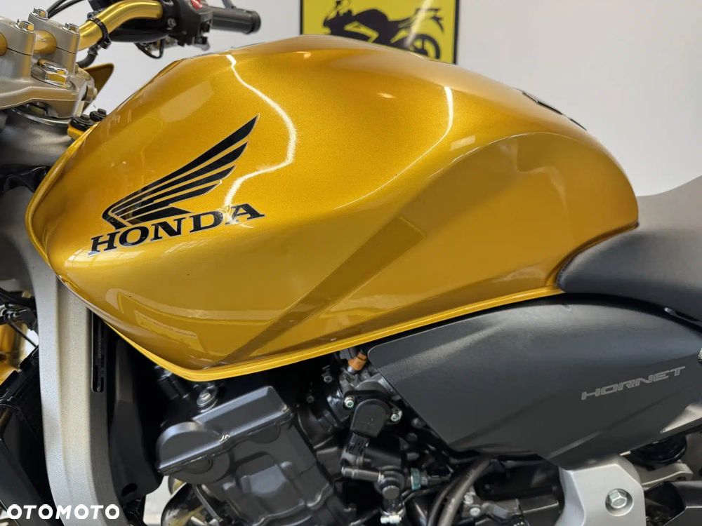 Honda CB - 21