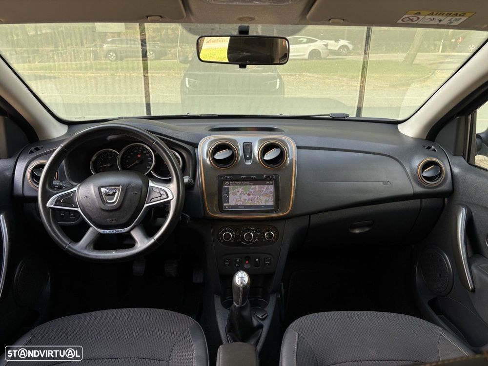 Dacia Sandero 0.9 TCe Stepway - 10