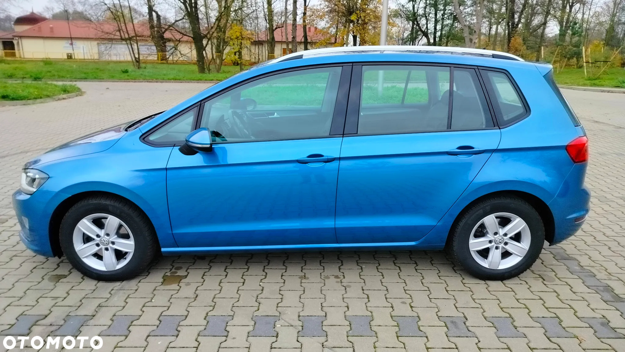 Volkswagen Golf Sportsvan 1.4 TSI (BlueMotion Technology) DSG Comfortline - 4