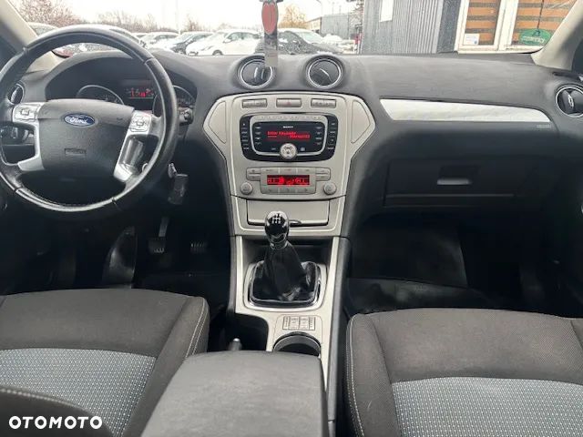 Ford Mondeo 1.6 Ti-VCT Concept - 27