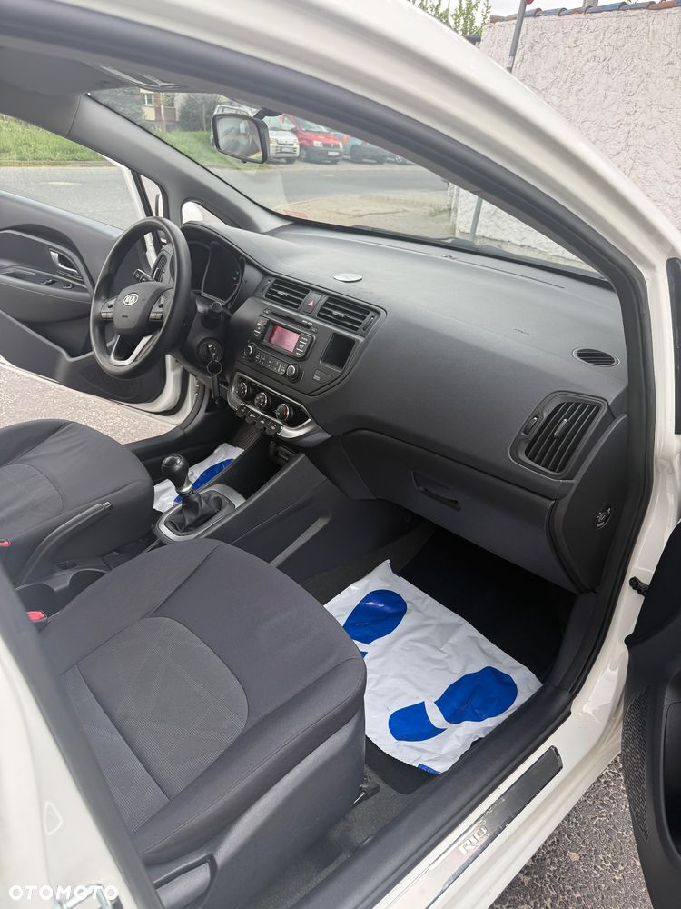 Kia Rio 1.2 Edition 7 - 26