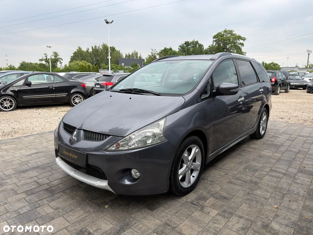 Mitsubishi Grandis 2.4 Motion - 8