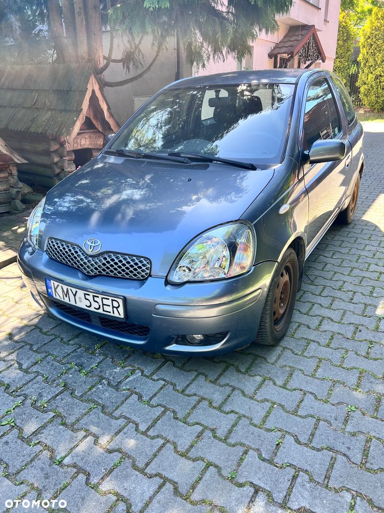 Toyota Yaris 1.3 Blue - 1