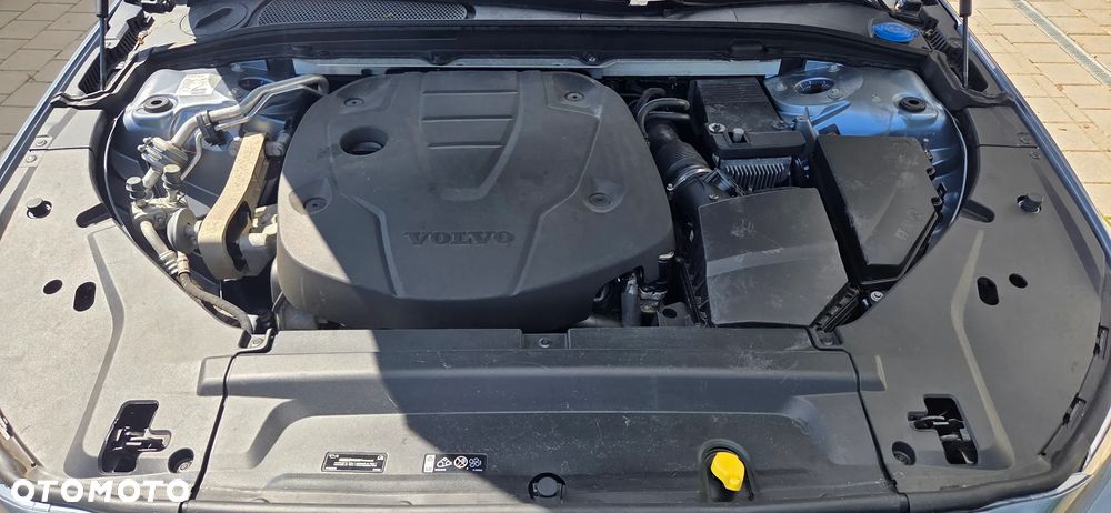 Volvo V90 D3 Geartronic Momentum - 20