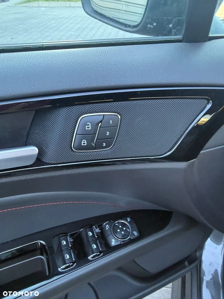 Ford Mondeo 2.0 Hybrid Executive - 14