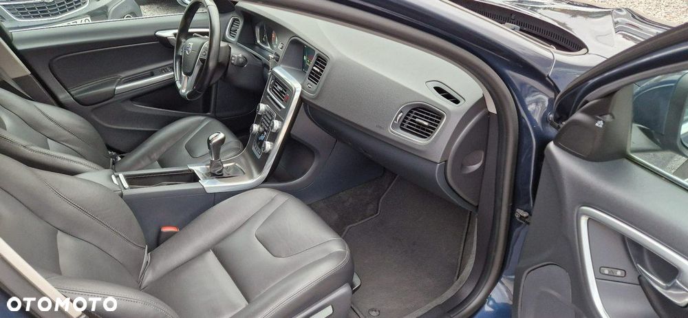 Volvo V60 - 18