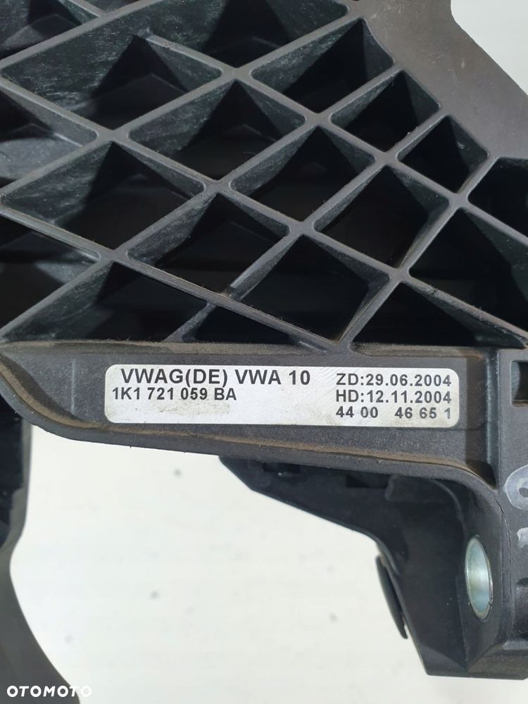 PEDAŁ SPRZĘGŁA 1K1721059BA VW GOLF V AUDI 1.4B EUR - 7