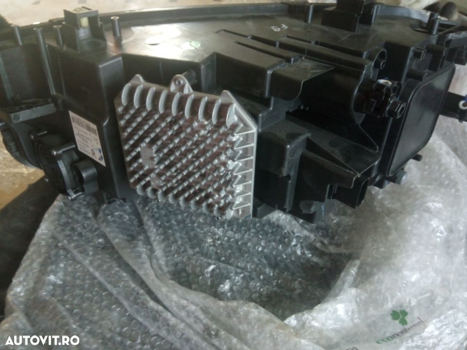 Far Citroen DS7 far stanga led 9816527080 - 5