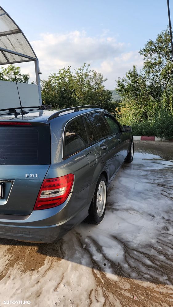 Mercedes-Benz C - 10