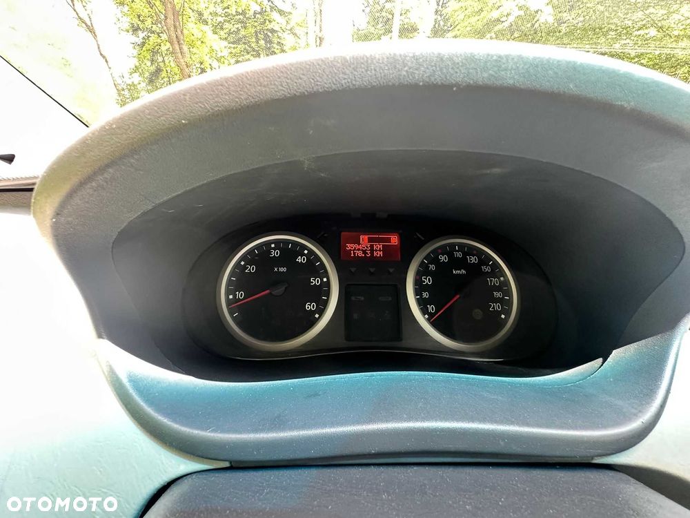Renault Trafic - 8