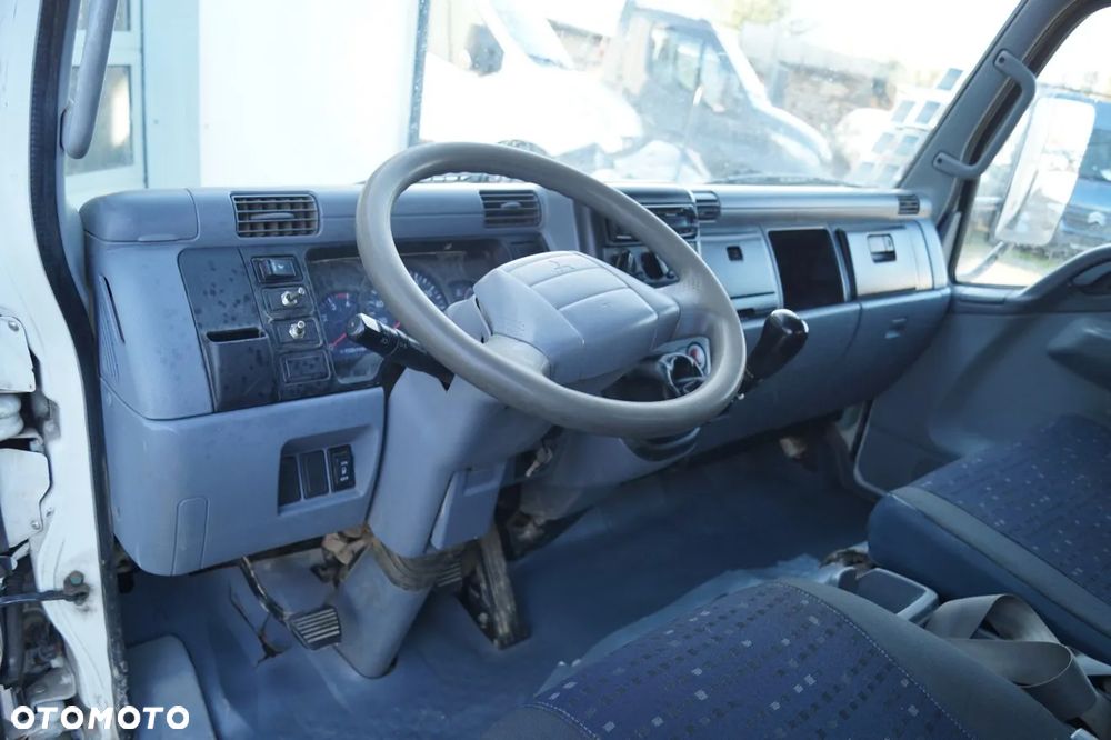 Mitsubishi Canter - 18