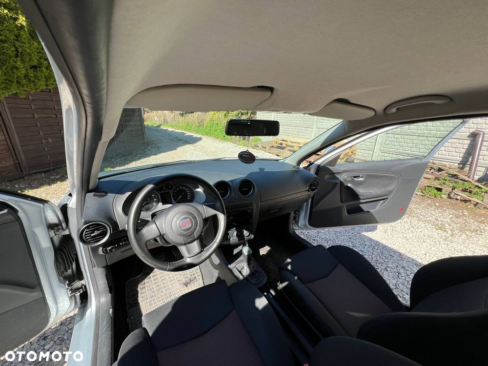 Seat Ibiza SC 1.4 16V Entry - 11