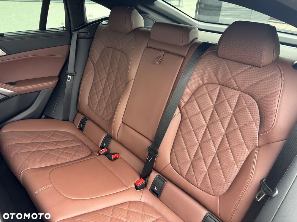 BMW X6 - 19