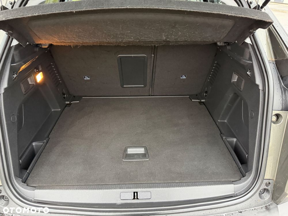 Peugeot 3008 PureTech 130 Stop & Start GPF Active Business-Paket - 38