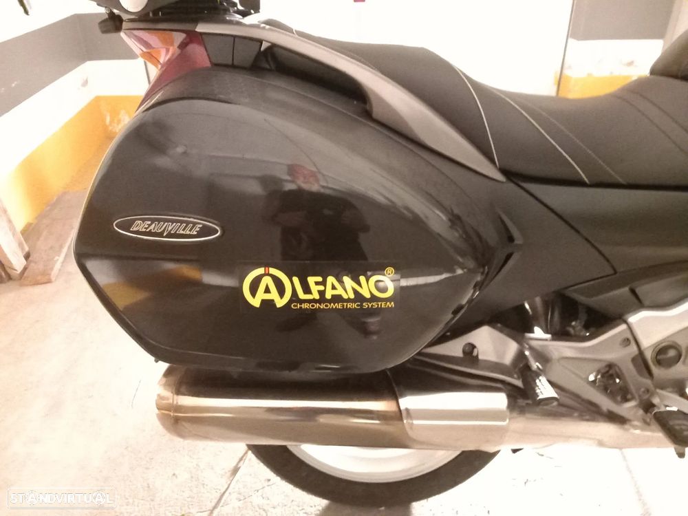 Honda Deauville NT 700 VA - 37