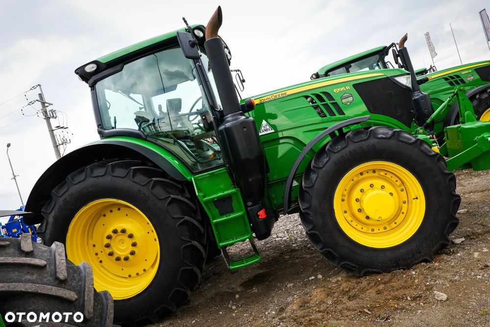 John Deere 6195R - 8