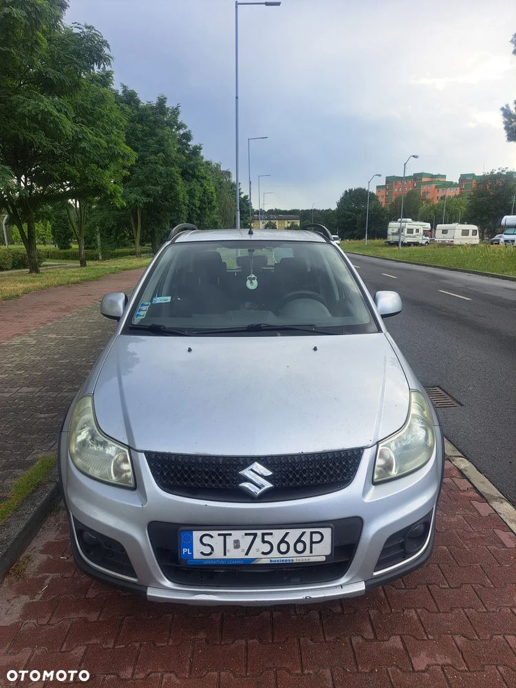 Suzuki SX4 1.6 Comfort 4WD - 1