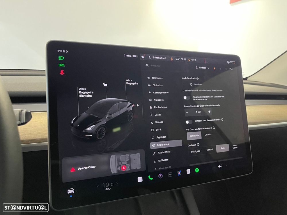 Tesla Model Y Long Range Dual Motor AWD - 27