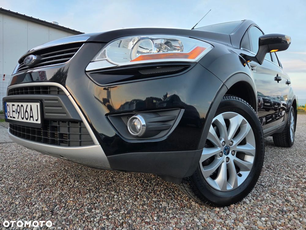 Ford Kuga 2.0 TDCi 2x4 Titanium - 10