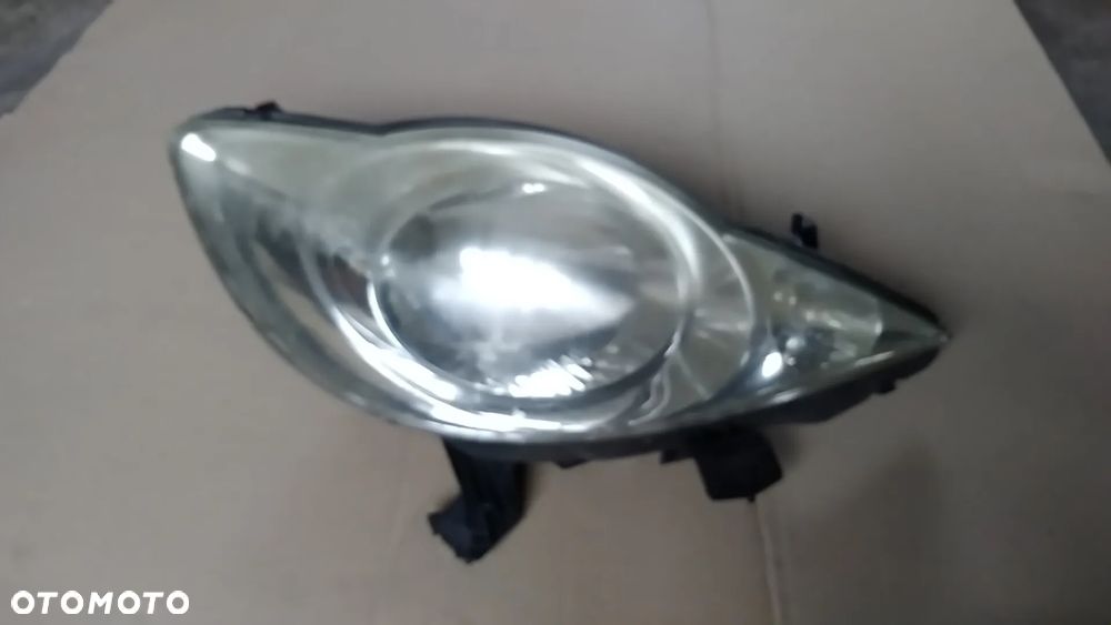 PEUGEOT 107 REFLEKTOR LEWY PRAWY LAMPA - 1
