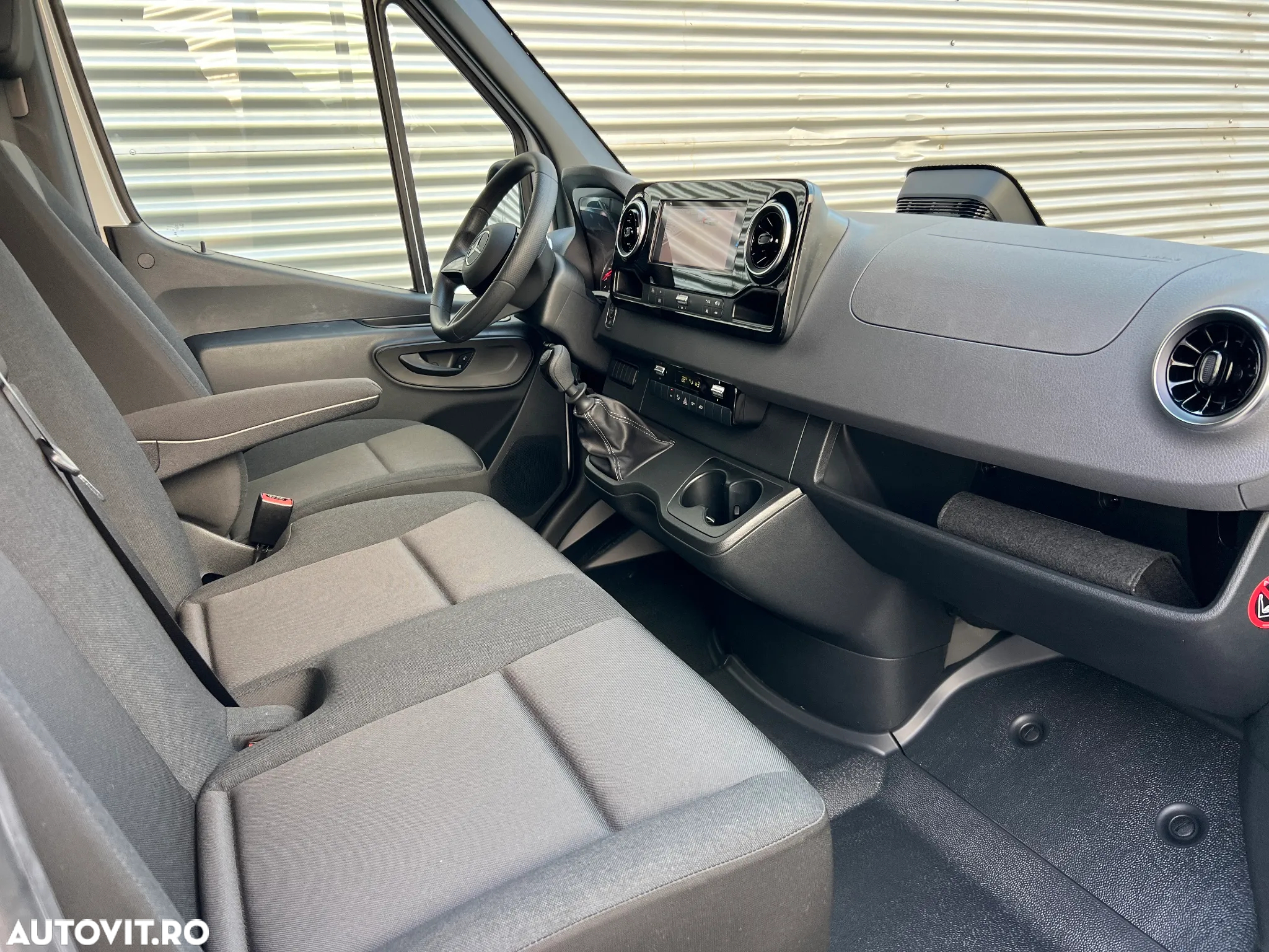 Mercedes-Benz Sprinter 317 CDI - DOKA - Cabina dubla - 6+1 locuri - 10