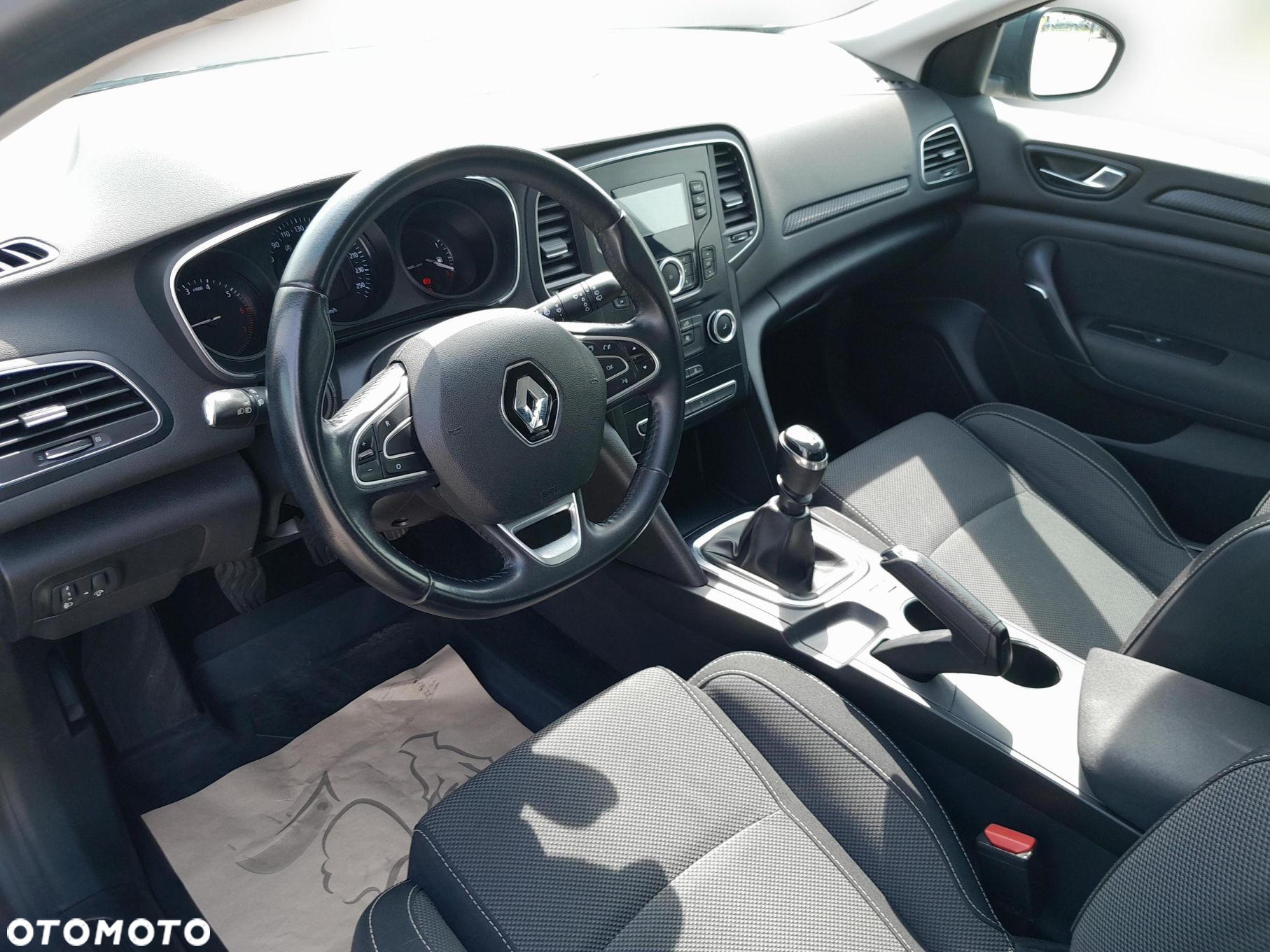 Renault Megane 1.3 TCe FAP Business - 9