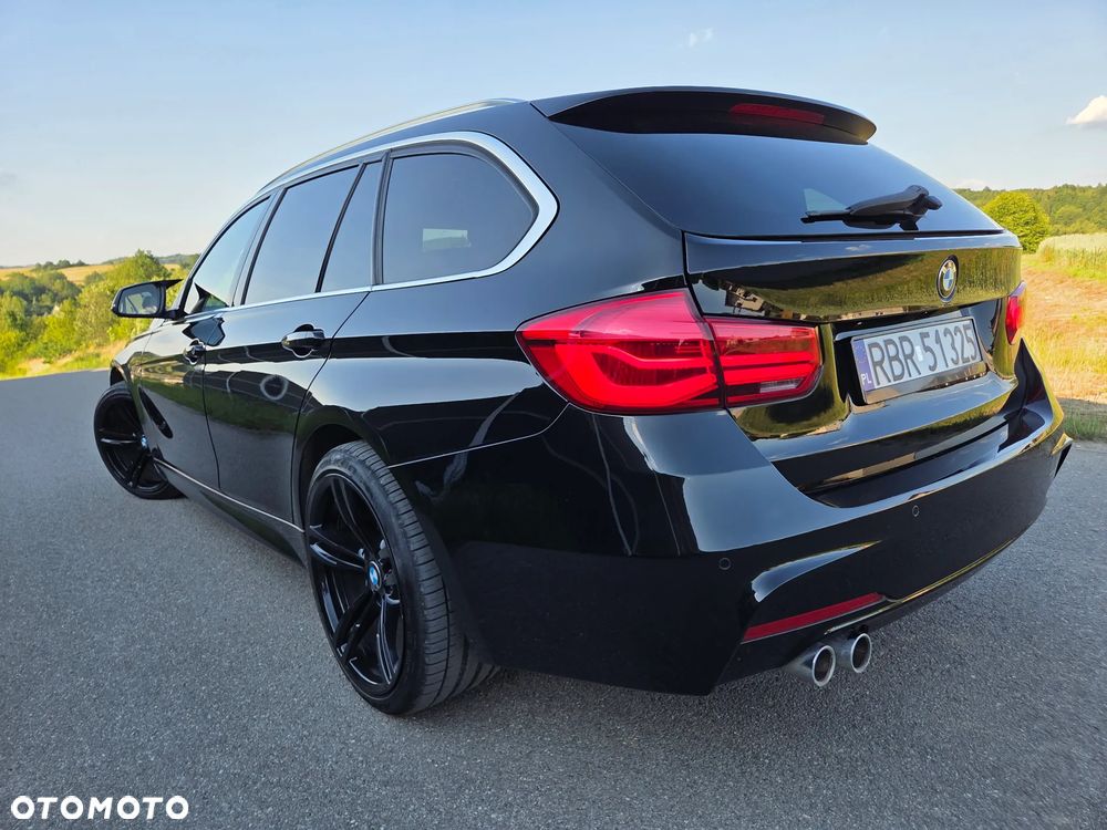 BMW Seria 3 330d xDrive Sport-Aut Sport Line - 40