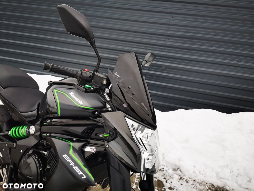 Kawasaki ER - 26