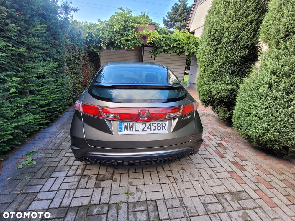 Honda Civic 1.8 Comfort - 12