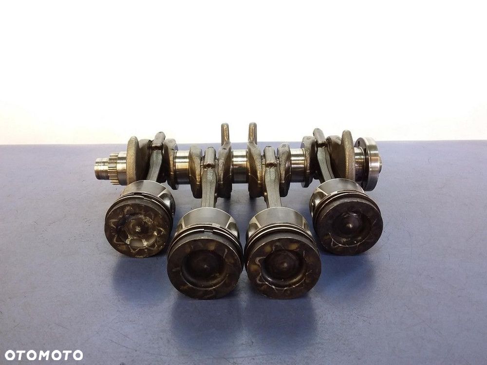 VW CADDY III 1,6 TDI CAYE WAŁ  TŁOKI 03L105263 - 1