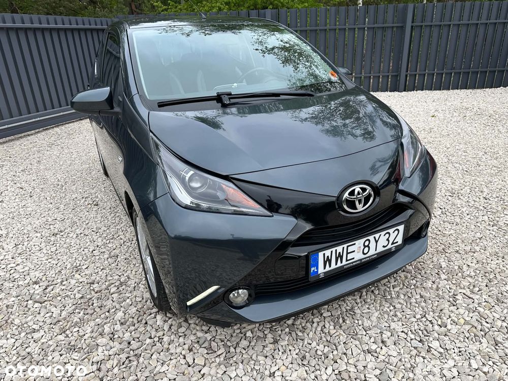 Toyota Aygo x-clusiv - 9
