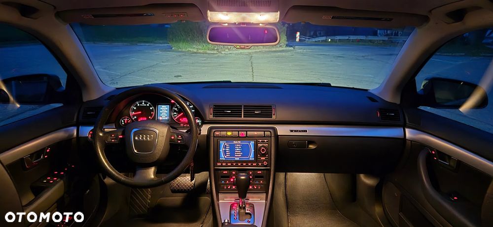 Audi A4 Limousine 2.0 T FSI quattro tiptronic - 40