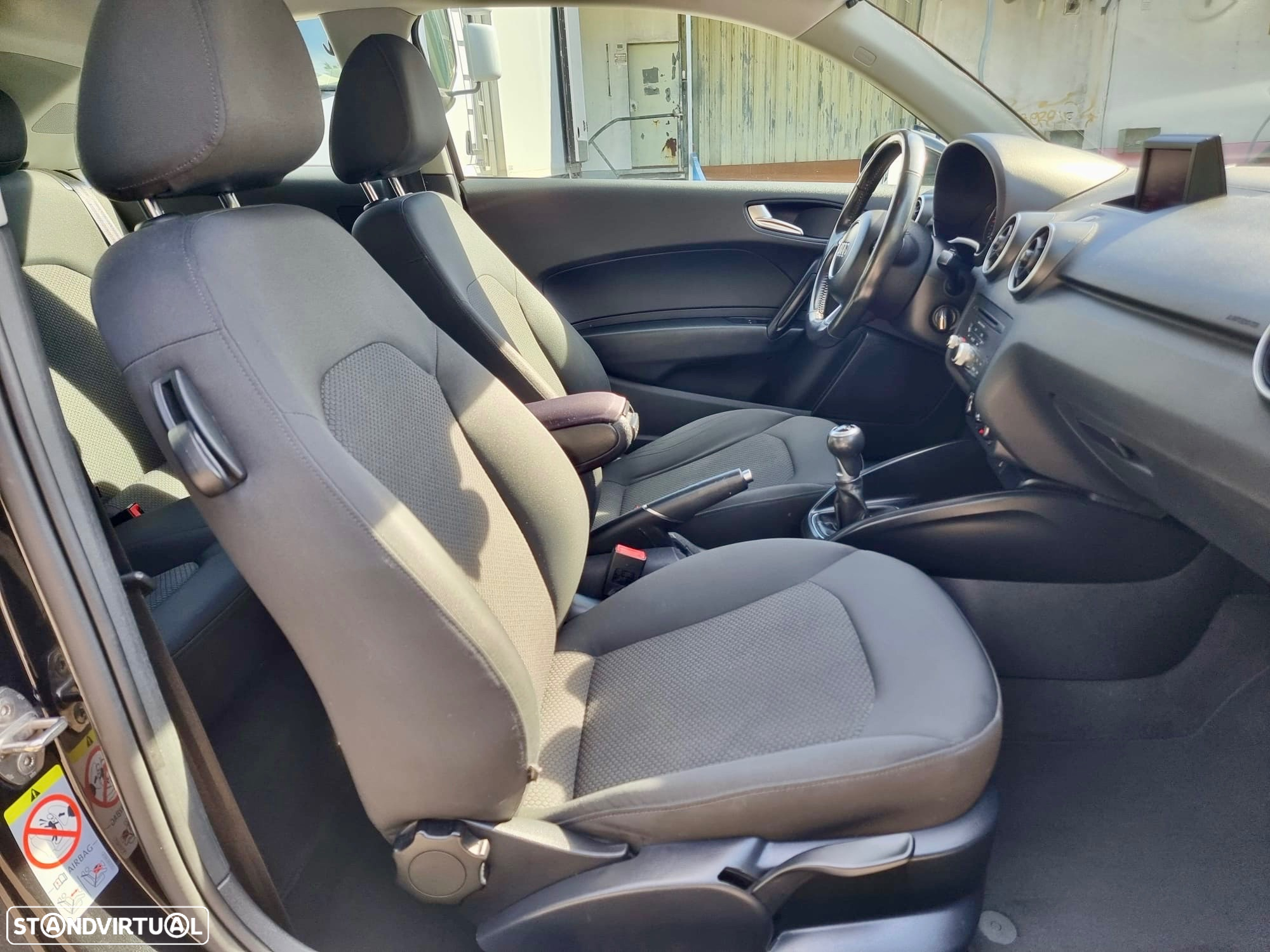 Audi A1 1.6 TDI S-line - 11