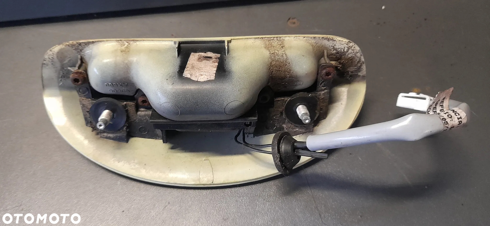 Micra K12 klamka otwierania klapy stycznik Nissan - 2