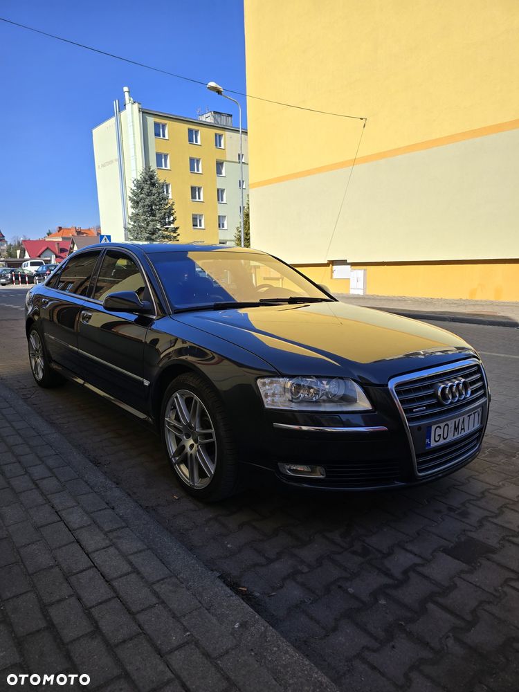 Audi A8 - 5
